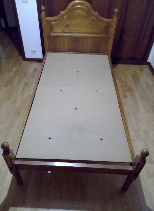 Cama de solteiro