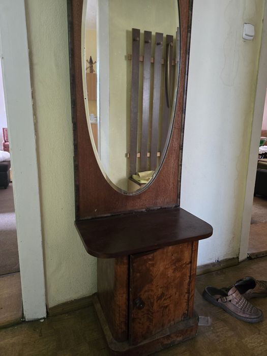 Lustro zabytkowe z szawką