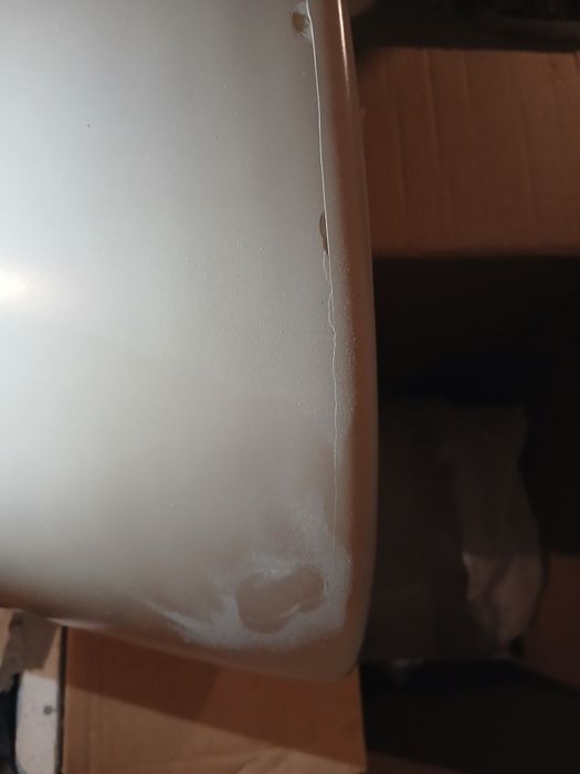 Kaszmirowa / beżowa miska wc. Wisząca.