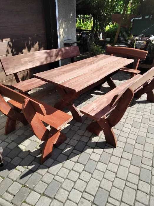 Solidny komplet mebli ogrodowych z Olchy ZAPRASZA