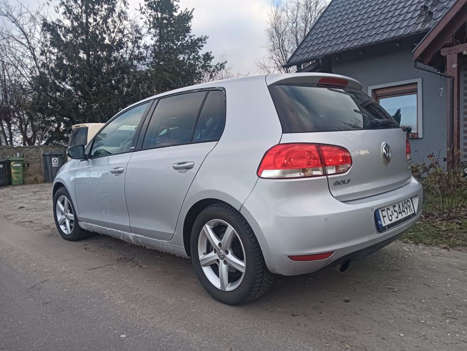 Volkswagen Golf.  6.  1.6tdi 2012r przebieg 168tys