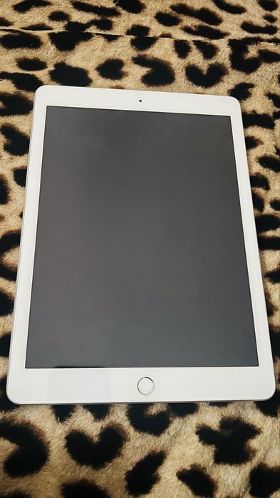 Ipad 5ª geração 128Gb com Entrada para SIM