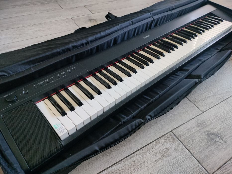 Pianino Yamaha  Piaggero NP-31
