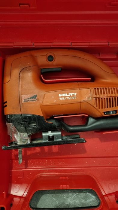 Wyżynarka Hilti.