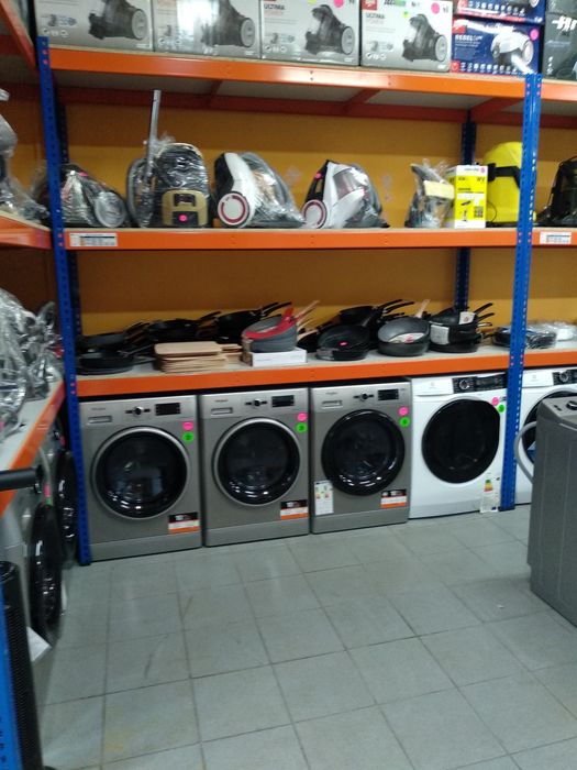 OUTLET Janki ul Wspólna 6 Pralko-suszarka WHIRLPOOL FWDG961483SBSVPL N