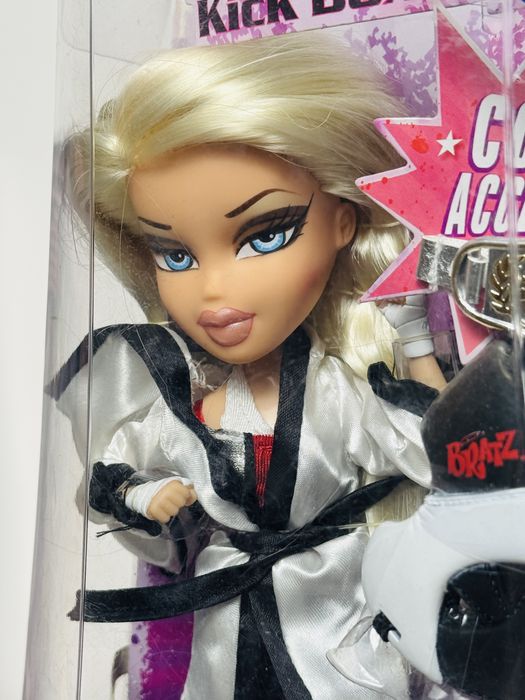 Братц Хлоя  Bratz Cloe X-tReme Kick Boxing