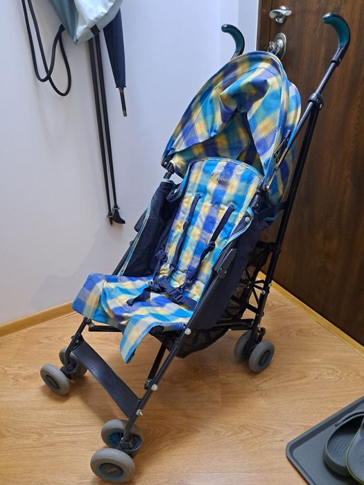 Wózek parasolka Maclaren z folia przeciwdeszczowa deszczowa