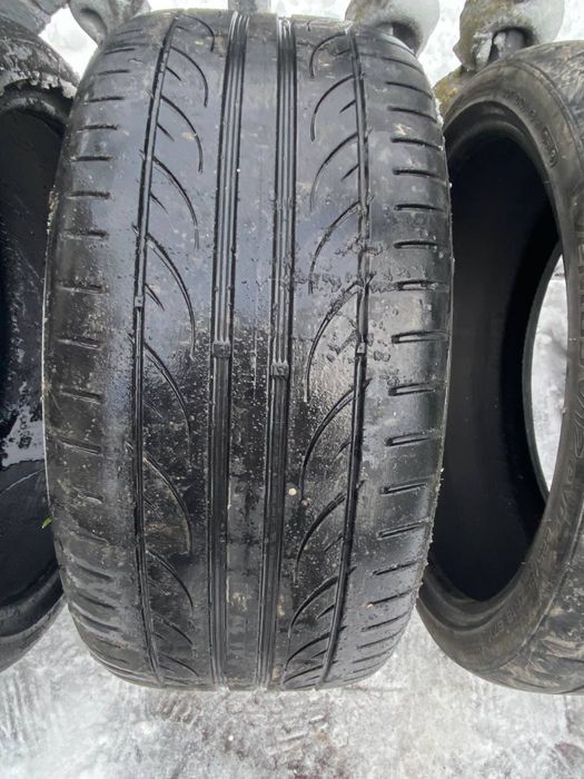 Резина r18 225/35