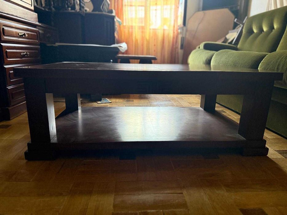 Mesa de Centro 2 Níveis - Mogno - Motivo Geométrico Entalhado - Bom Estado