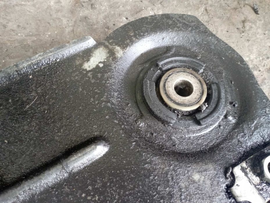 Подрамник трафик виваро примастар