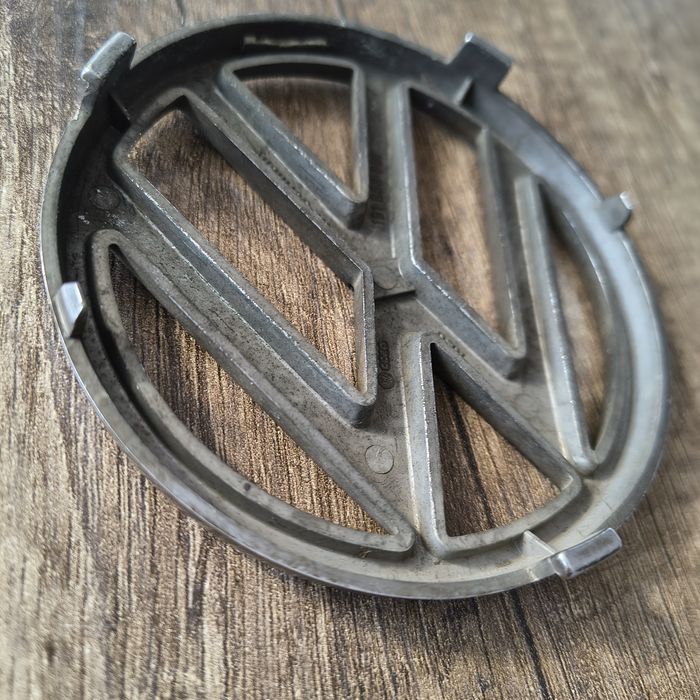 Znaczek emblemat VW stan bdb . Volkswagen
