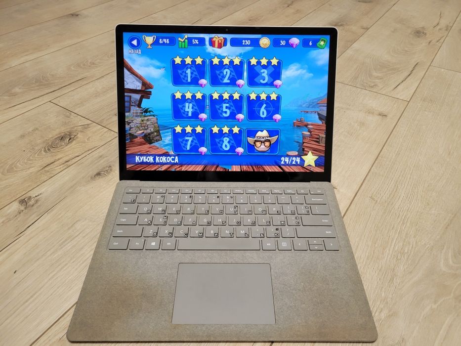 Ноутбук surface з тачскріном ціна договірна