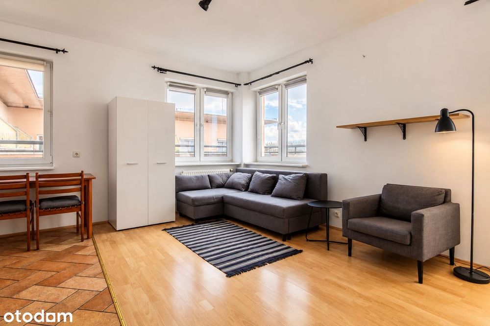Kawalerka | 30,19 m2 | duży balkon | Ochota