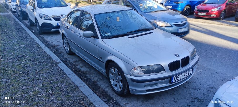 BMW E46 sedan R6