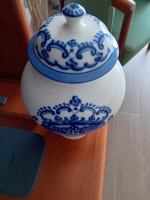 Vaso em Cerâmica feito à mão de Viana do Castelo 36 cm, anos 80