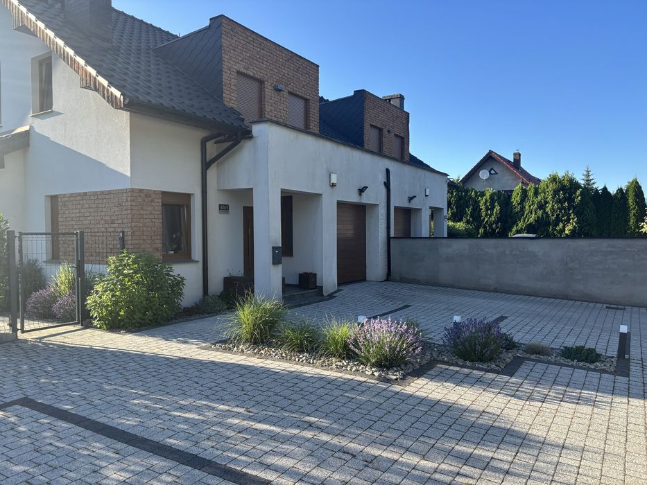 Bliźniak 125m2 Środa Śląska Akacjowa