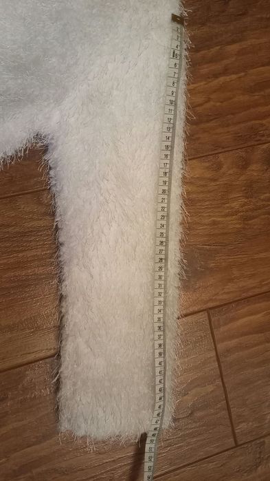 Sweter komunijny.