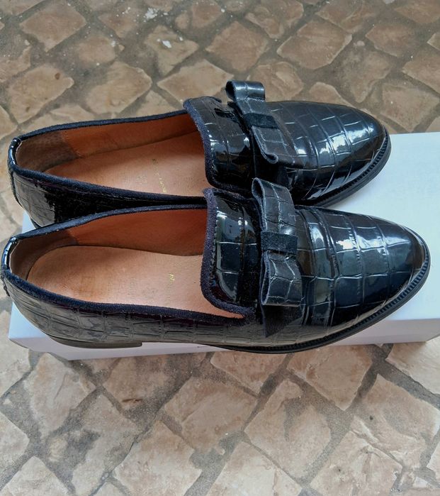 Sapatos loafer pretos em pele tamanho 36 como novos
