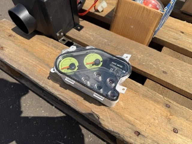 Yanmar vio 172A77-17500 MONITOR do minikoparki
