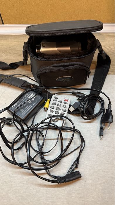 JVC kamera  GR - D53E sprawna w świetnym stanie