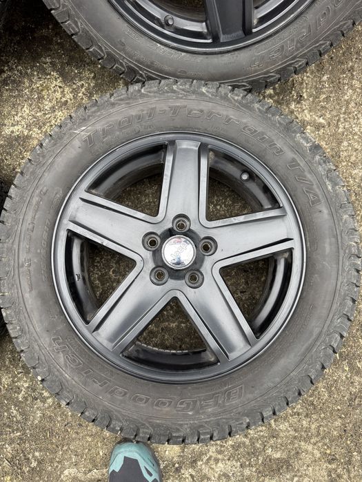 Колеса диски джип R17 215 60 5 114,3 BF Goodrich AT Compass Patriot