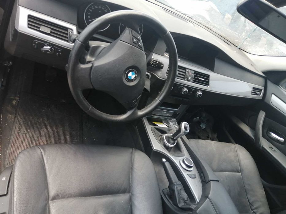 Para peças BMW 5 Touring (E61) 520D ano 2008