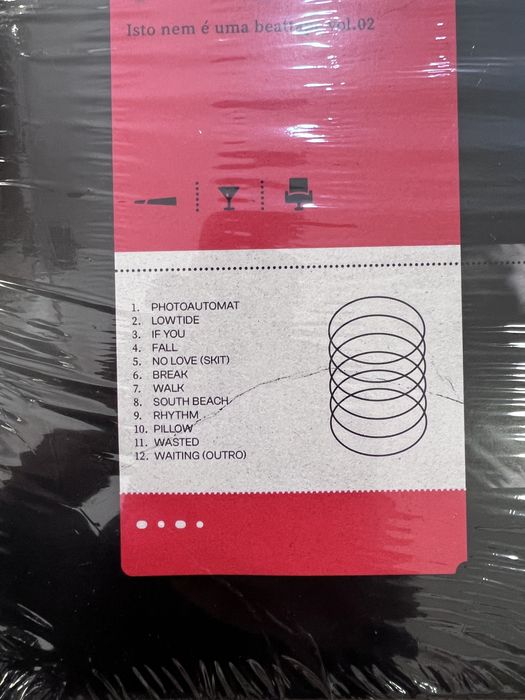 Vinil "Isto nem é uma beattape vol.02" - MARIA (Novo / Selado)
