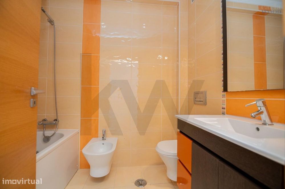 Um fantástico apartamento t2 de rés do chão, com terraço e logradouro