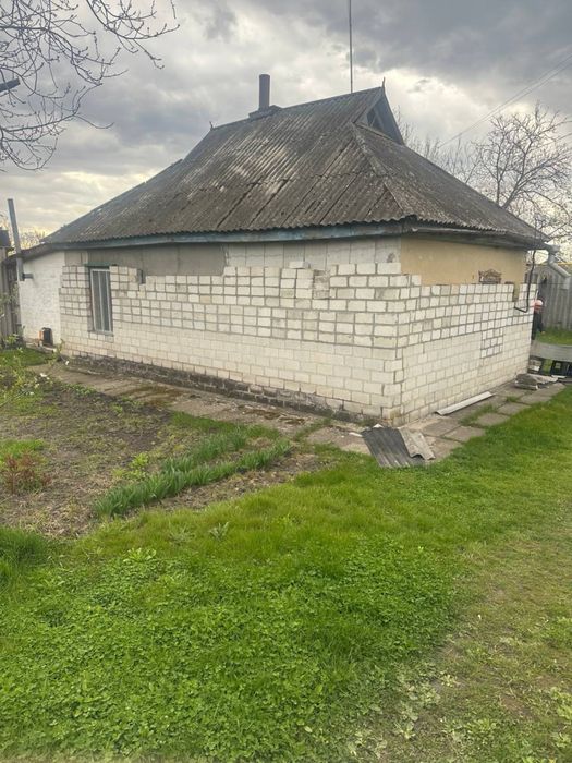 Будинок і 20 соток в продажу