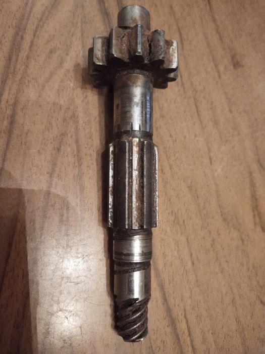 Продам вал промежуточный