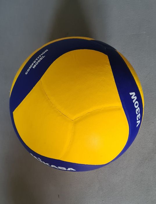 Piłka do siatkówki Mikasa V330W