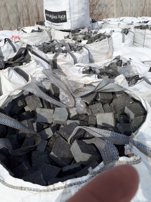 Бруківка гранітна