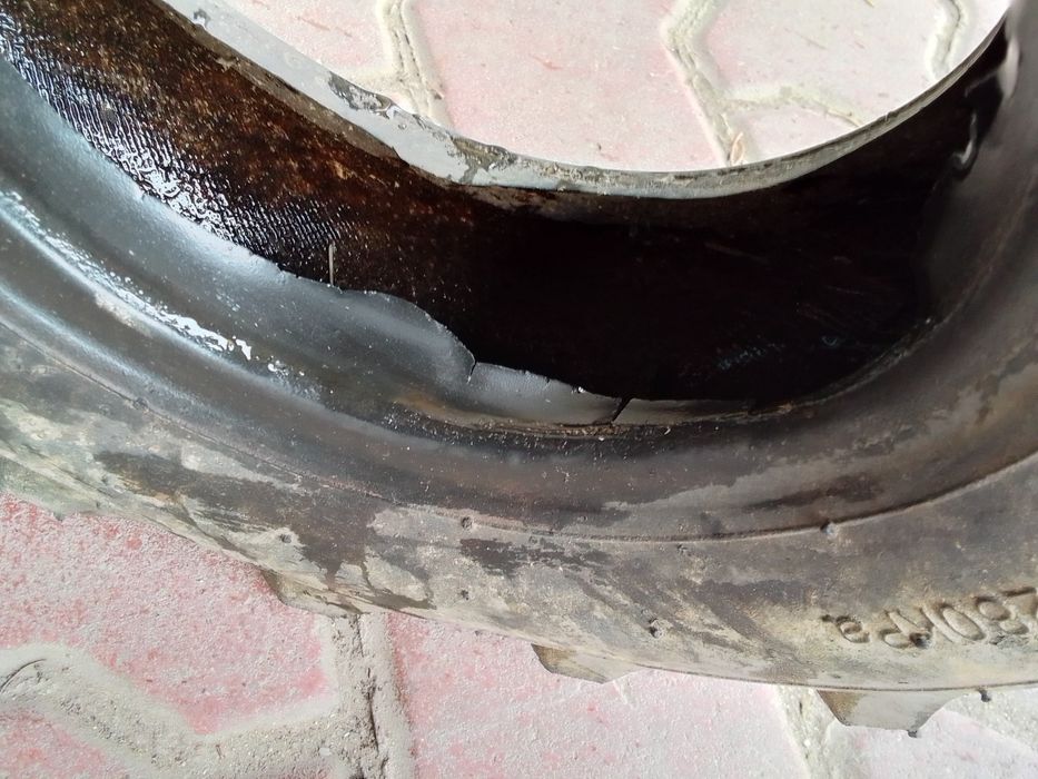 Opona do traktorka 13x5.00-6