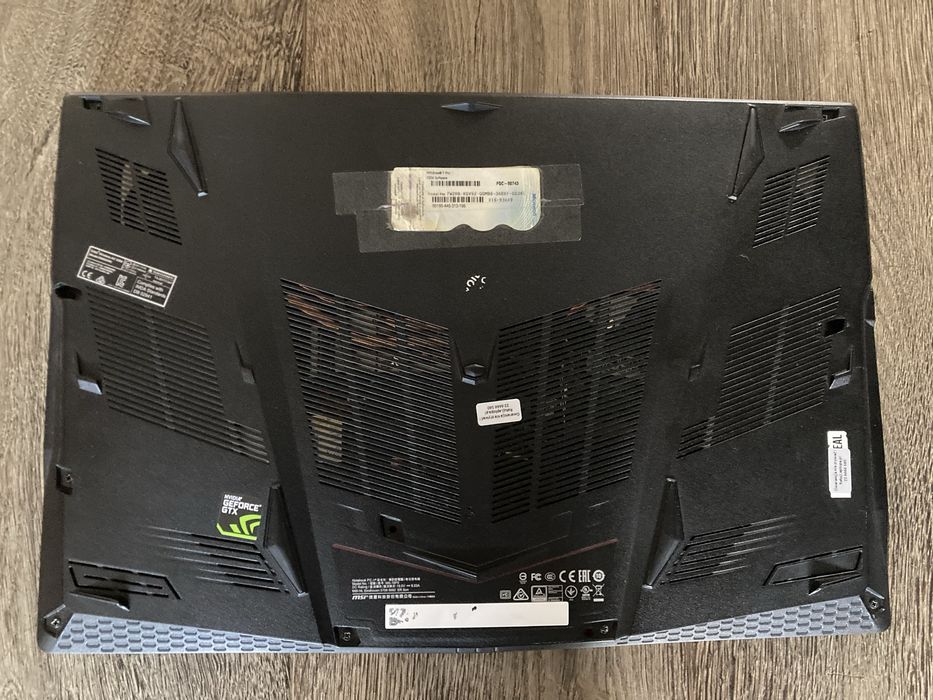 Laptop MSI GP63 Leopard 8RE