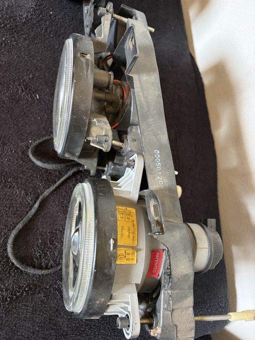 Lampy BMW seria 5 E34 ringi