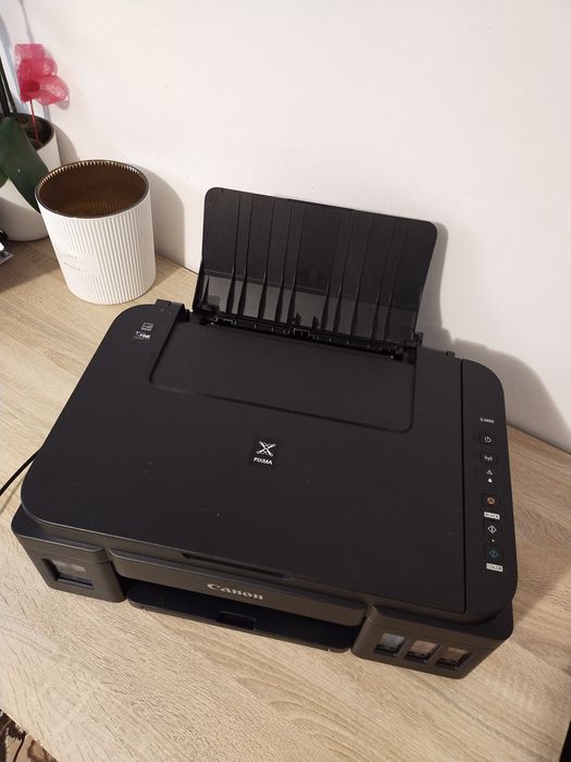 Czarna drukarka Canon G-3400