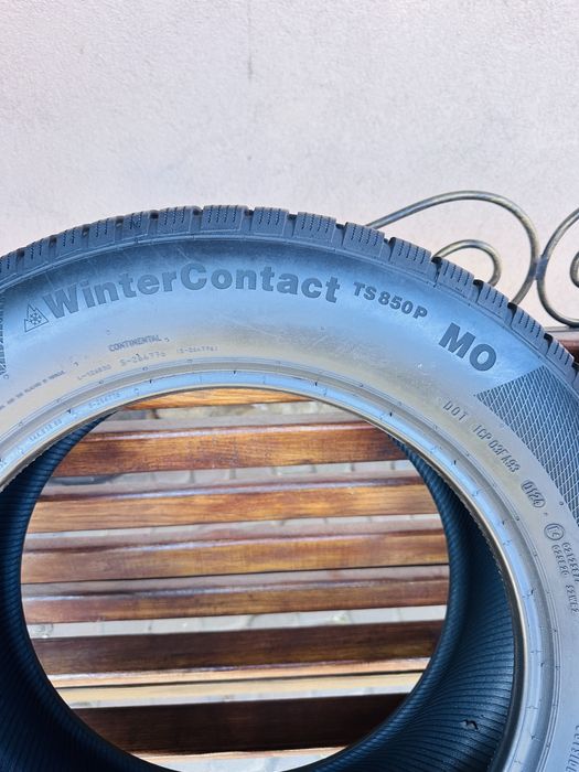 Шини зимові 235/60 R18 (103H) Continental Winter Contact TS850p