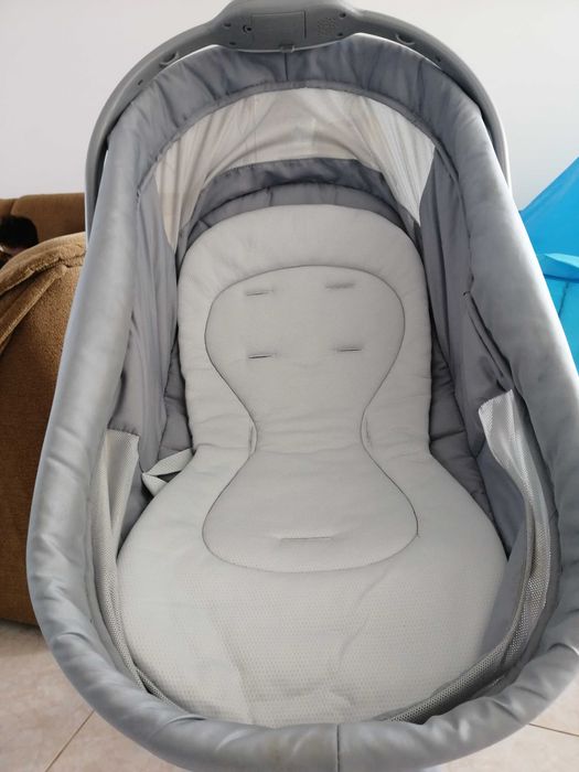 Berço Chicco baby hug