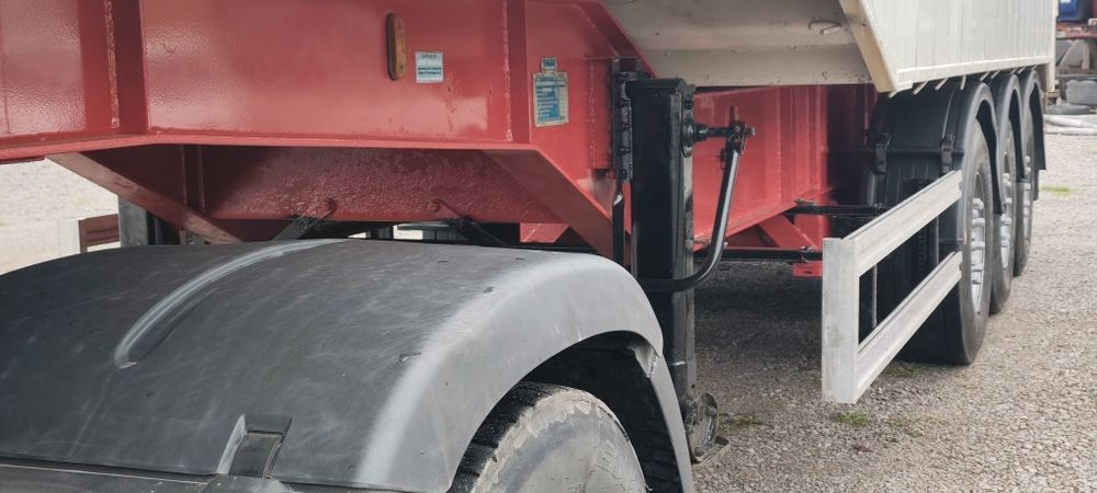 Самоскид 50 кубів полуприцеп інтраксах мерс свіжопригнаний
