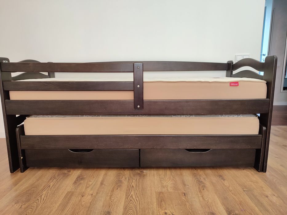 Дитяче ліжко букове з висувним спальним місцем, шухлядами,без матраців