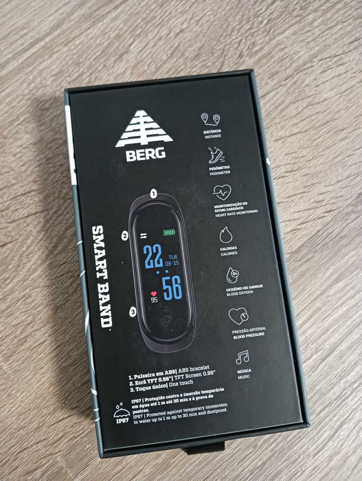 Smart Band BERG – Funcional (Com Marcas de Uso)