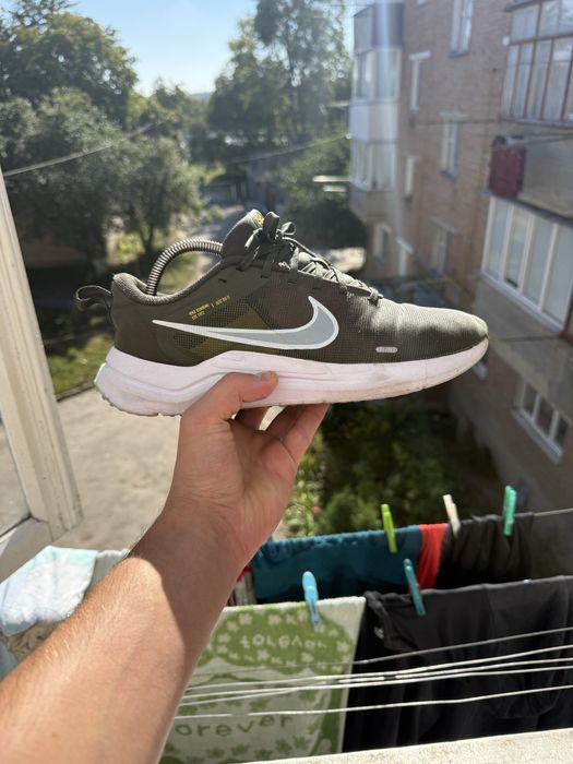 Кросівки для бігу Nike DOWNSHIFTER 12