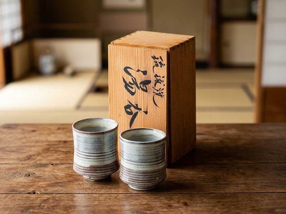 Japoński Zestaw 2 Czarek Yunomi Katsumasa Miyagi Tsuboya-Yaki Okinawa