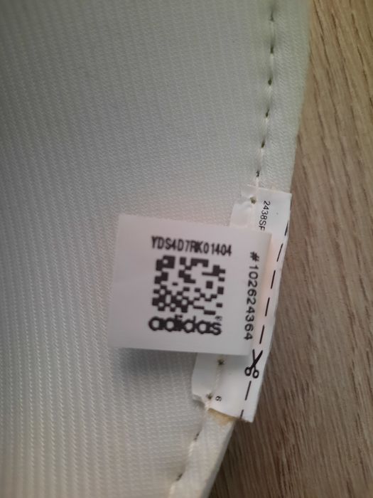 Ochraniacze piłkarskie Adidas Predator dla doroslego