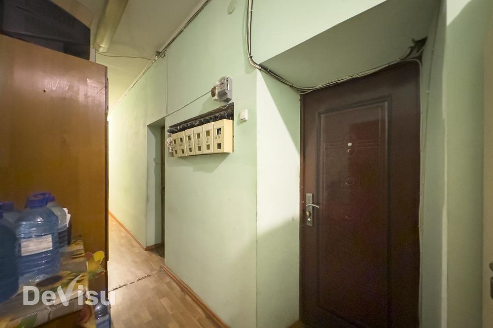 Продаж кімнати в центрі, вул. Володимирська