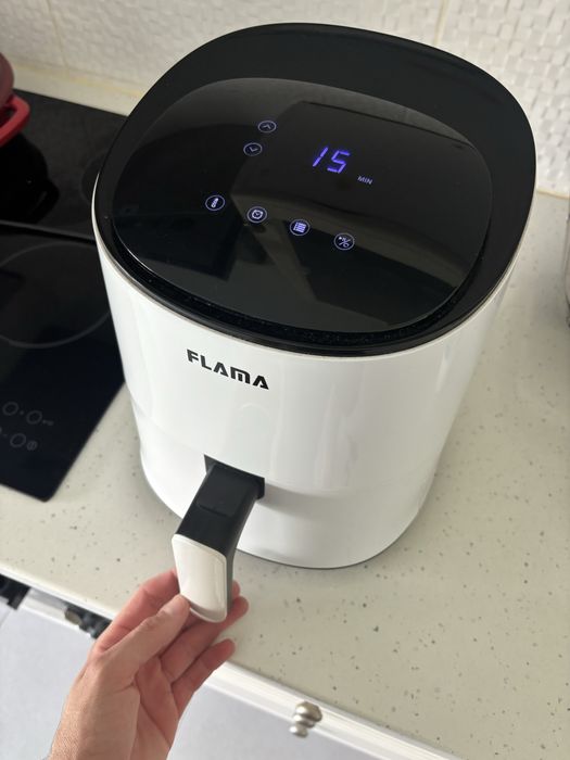 Fritadeira Elétrica (Air Fryer) Flama