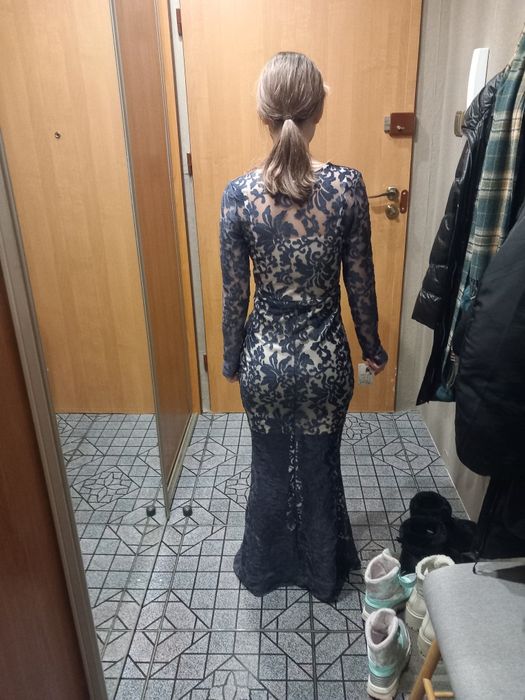 Elegancka sukienka koronkowa w roz XXS/32.Nowa.