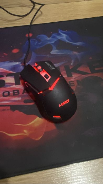 Подставка під ноутбук,коврик і мишка