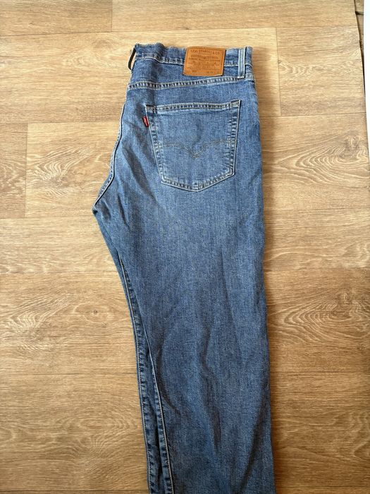 Джинси Levis 502