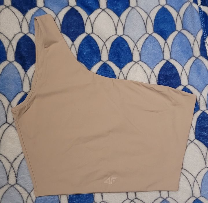 Crop top do Yogi na jedno ramię 4F r.L